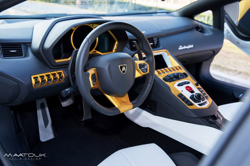 Lamborghini Aventador phien ban dac biet danh cho Trung Dong hinh 9